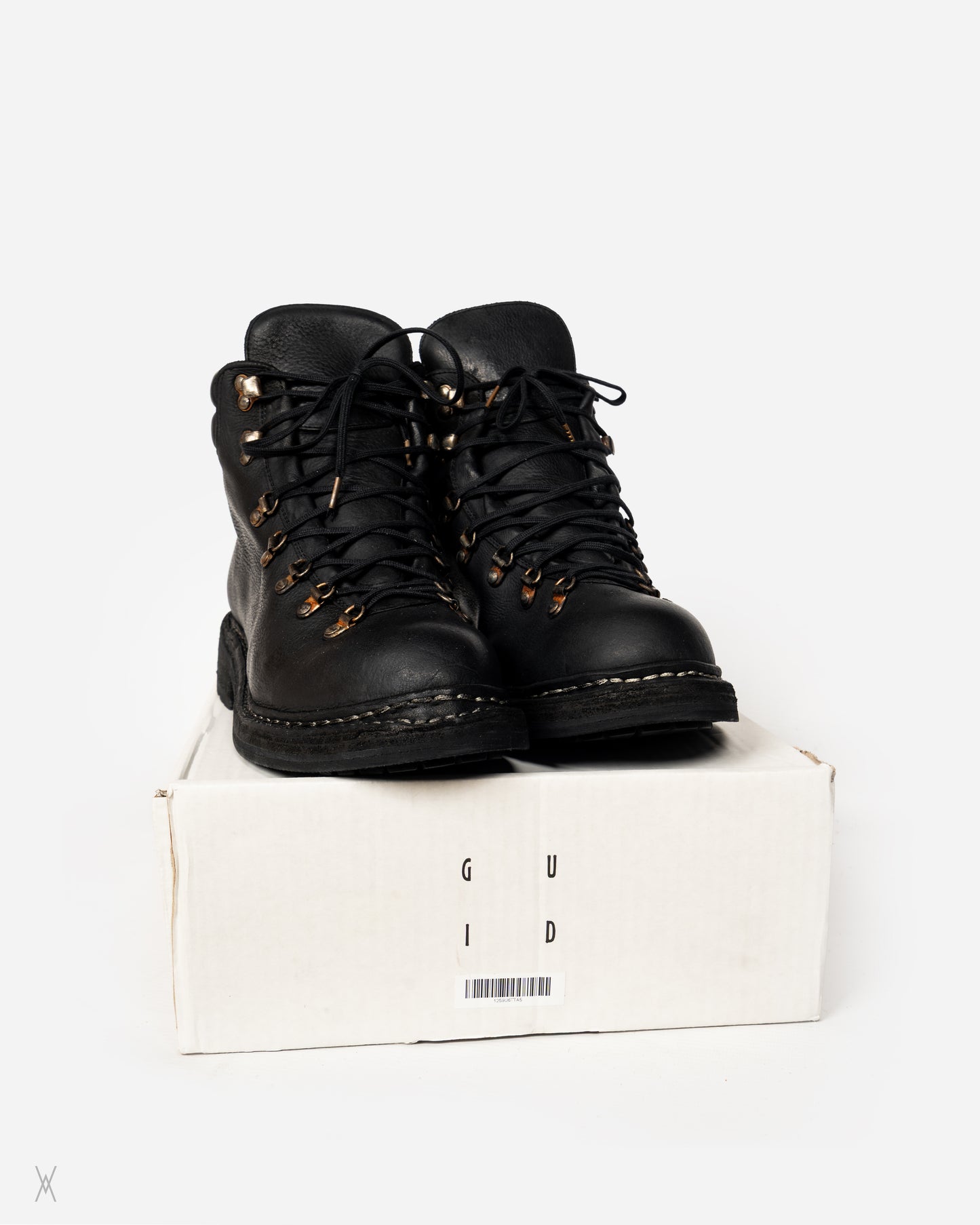 Guidi 19M hiking boots