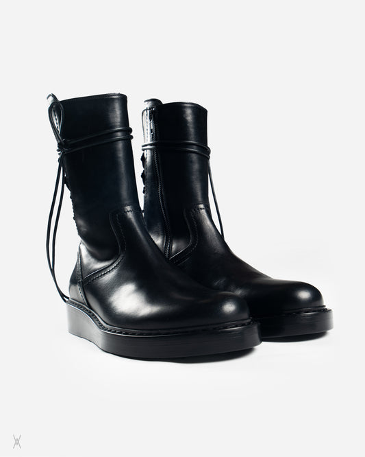 Black glove calf leather backlace boots