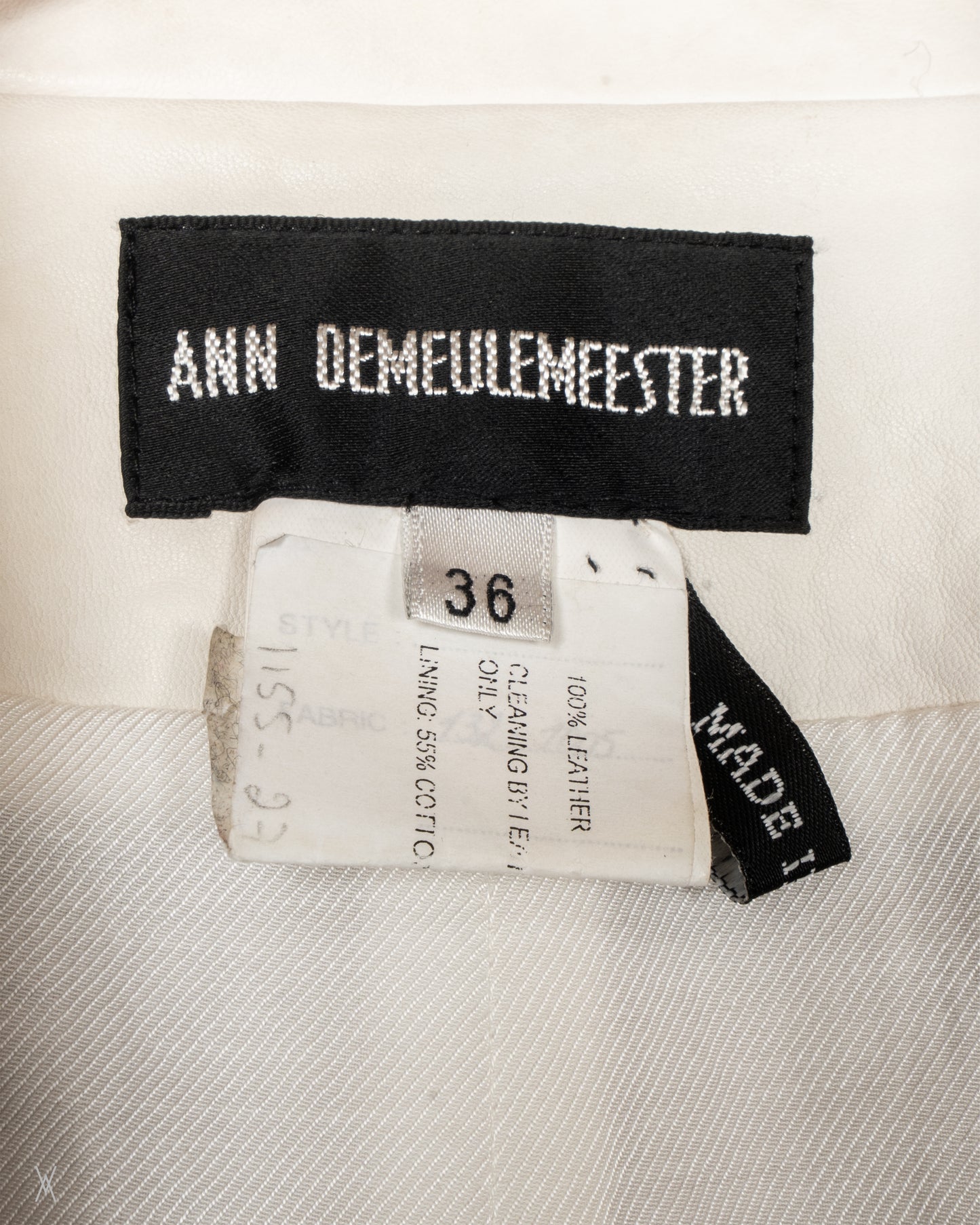 Cropped leather jacket