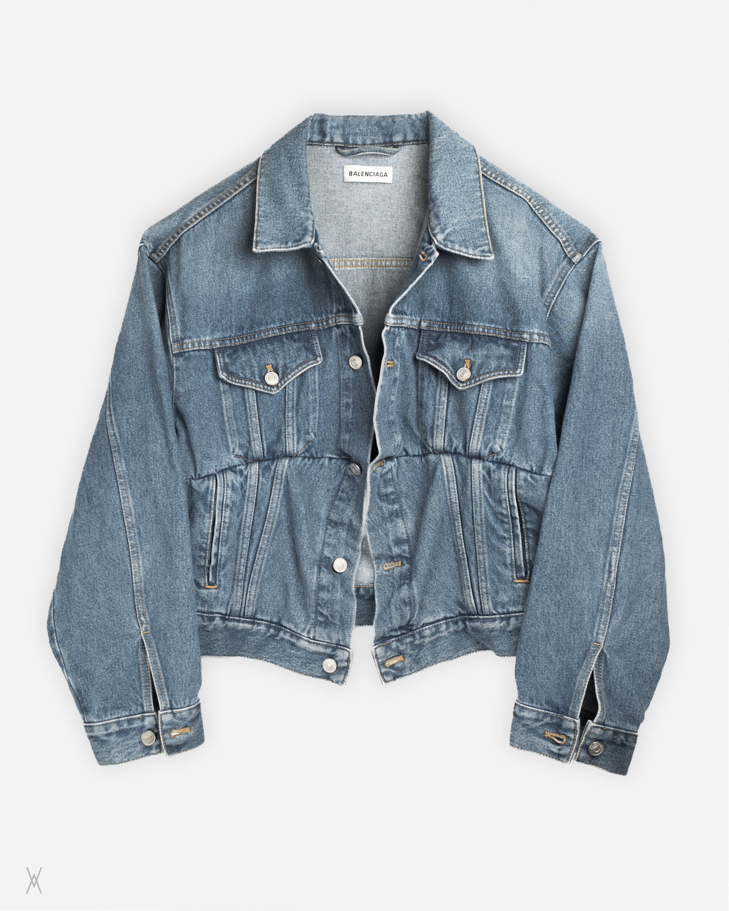 “Swing” denim jacket