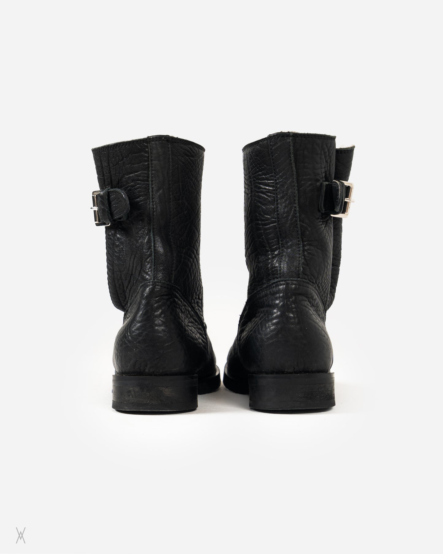 Shearling-Lined Grained Leather Biker Boots / (45)
