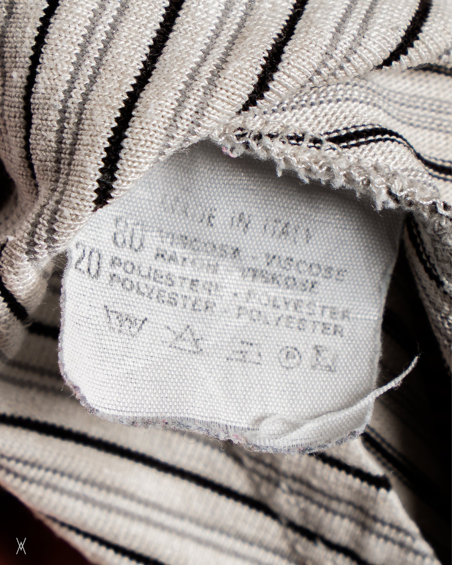 Vintage sleeveless top