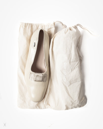 Ceremonial slip-on shoes