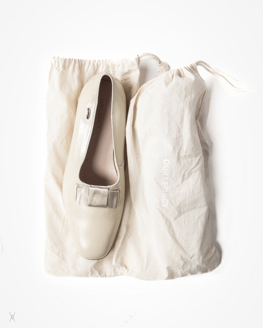 Ceremonial slip-on shoes