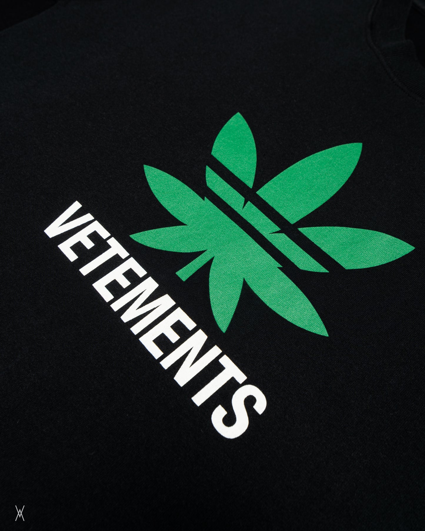 Weed Layered T-Shirt ETE 2020